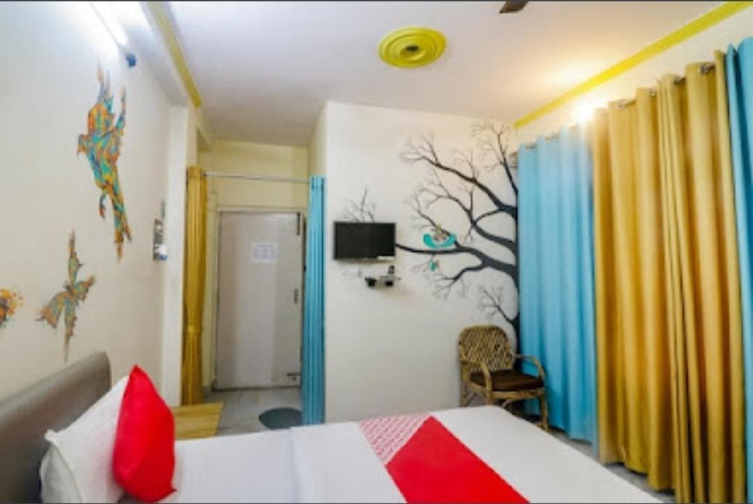 Om Shanthi Paying Guest House Benares Buitenkant foto