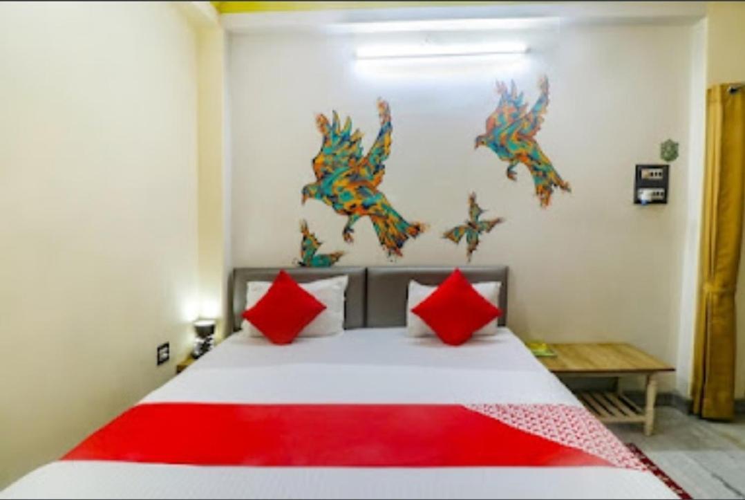 Om Shanthi Paying Guest House Benares Buitenkant foto