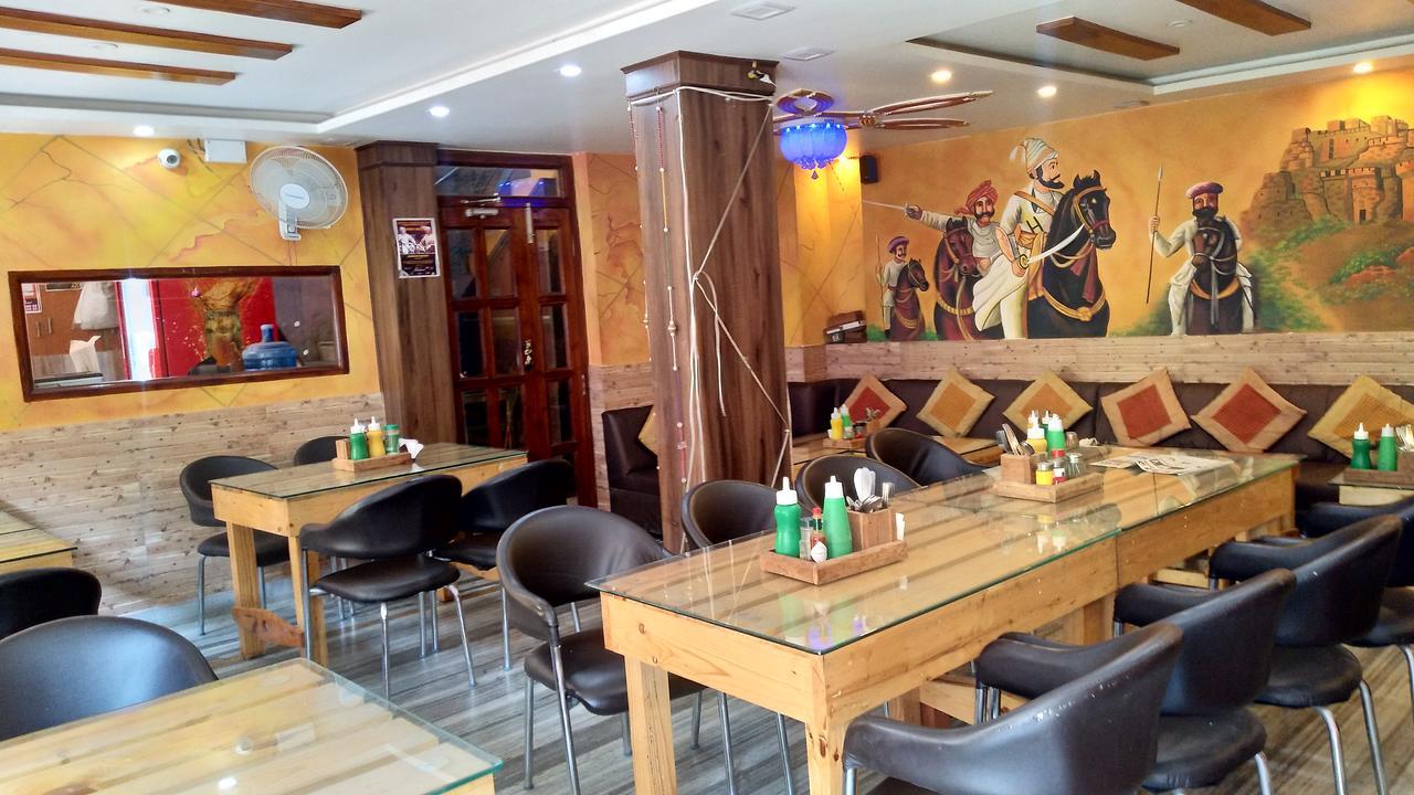 Om Shanthi Paying Guest House Benares Buitenkant foto