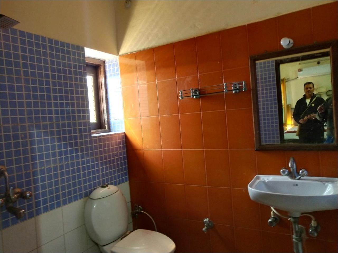Om Shanthi Paying Guest House Benares Buitenkant foto